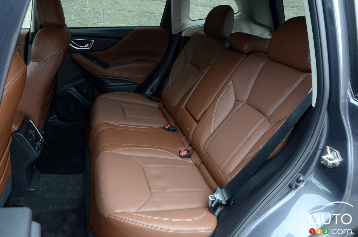 Subaru Forester 2020, 2e rangée